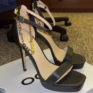 Aldo scarlettchain heels